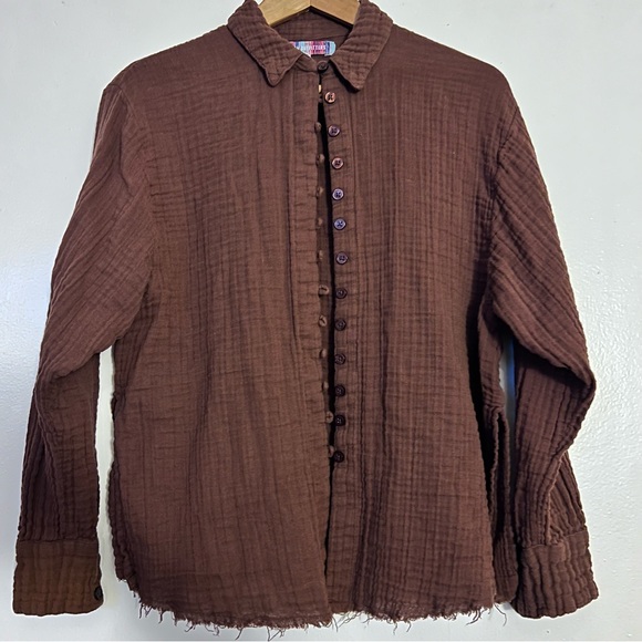 Urban Outfitters Button Up Top - Picture 5 of 8